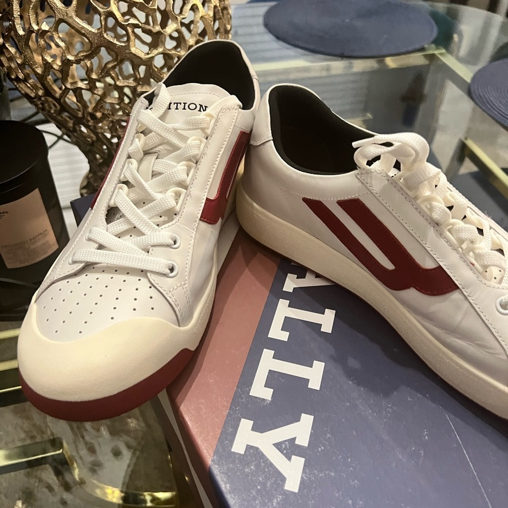 Men Never worn Bally sneakers